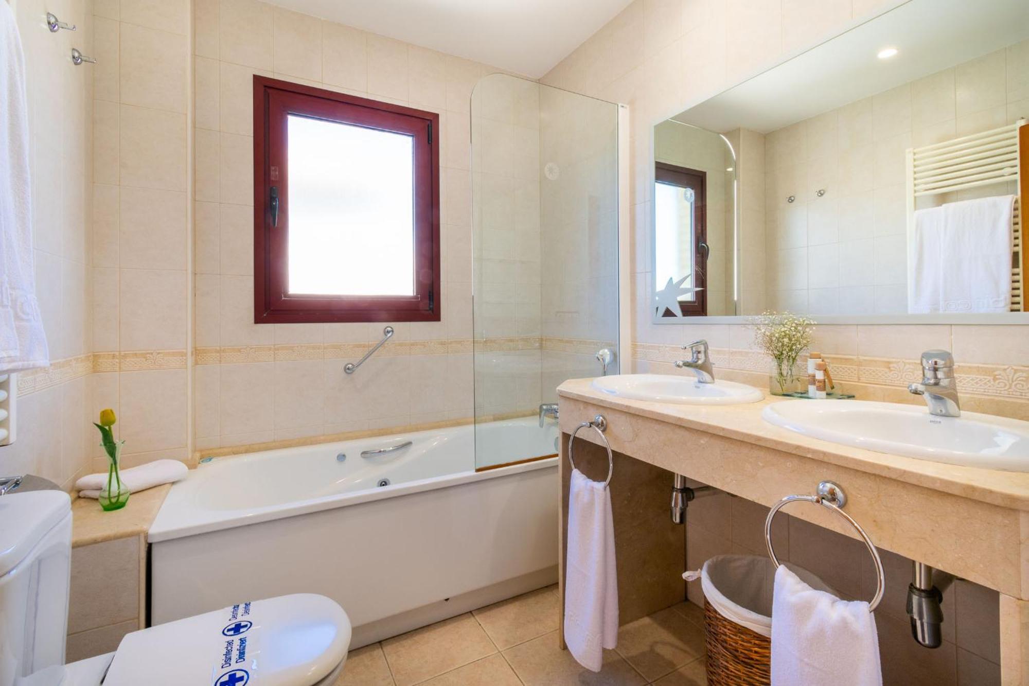 אלביר Apartamentos Albir Confort - Avenida 1 Dorm מראה חיצוני תמונה