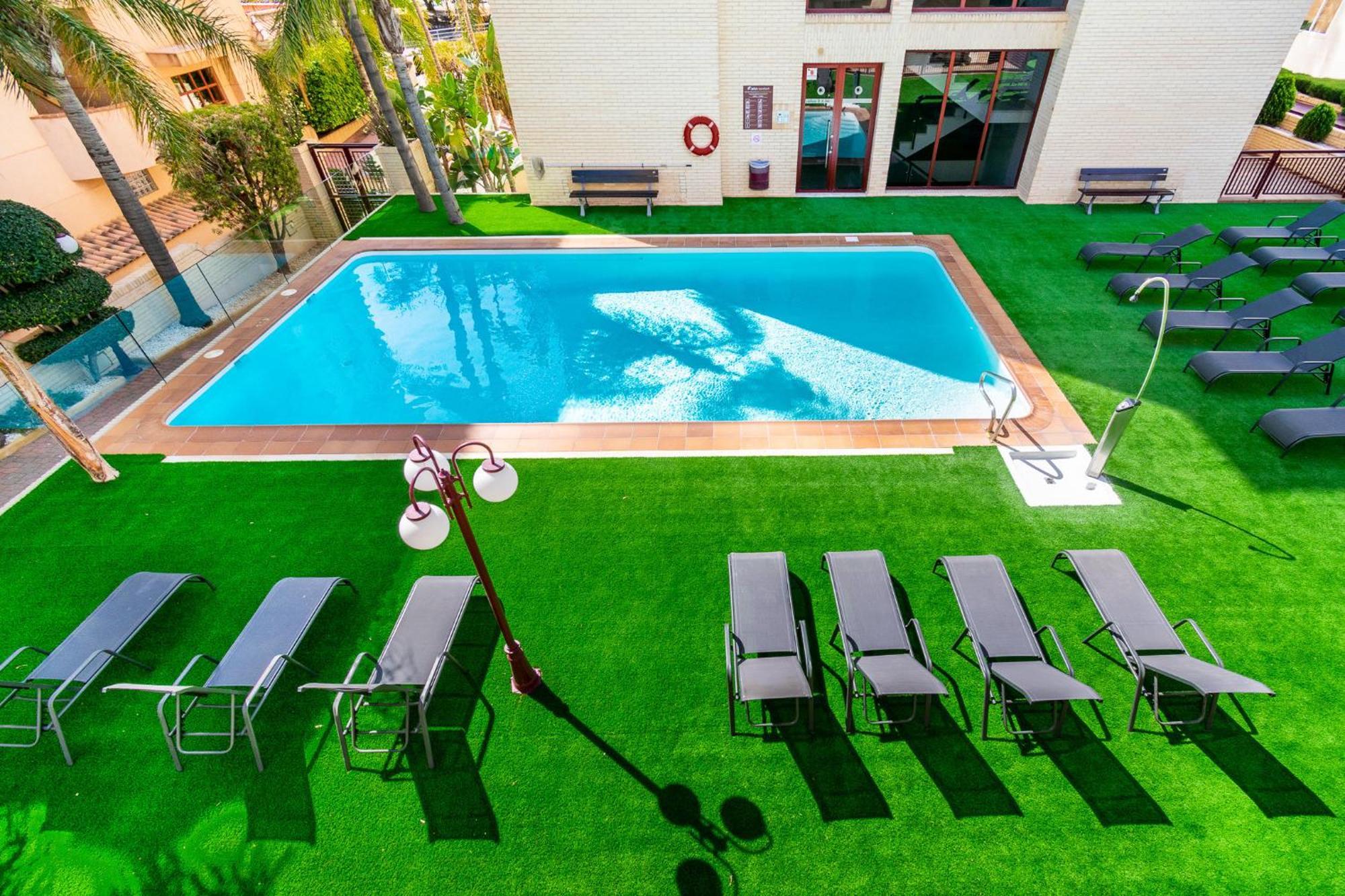 אלביר Apartamentos Albir Confort - Avenida 1 Dorm מראה חיצוני תמונה
