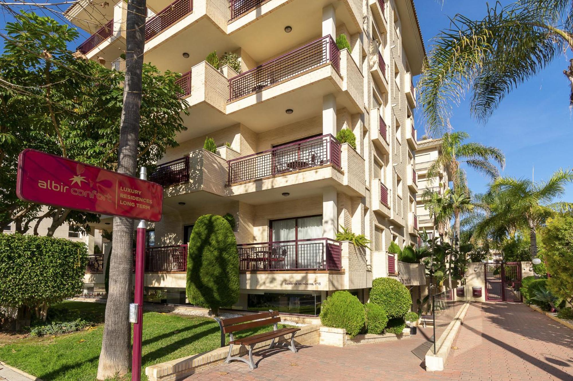 אלביר Apartamentos Albir Confort - Avenida 1 Dorm מראה חיצוני תמונה