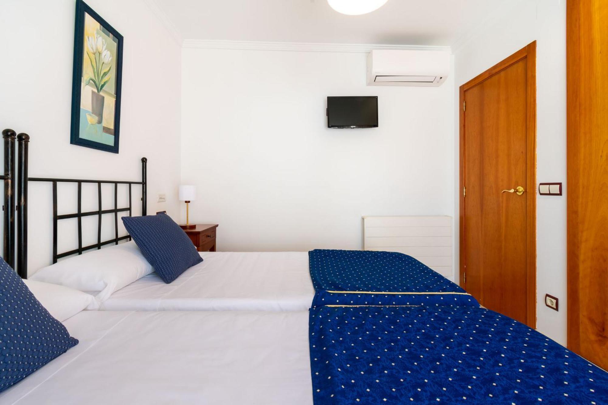אלביר Apartamentos Albir Confort - Avenida 1 Dorm מראה חיצוני תמונה