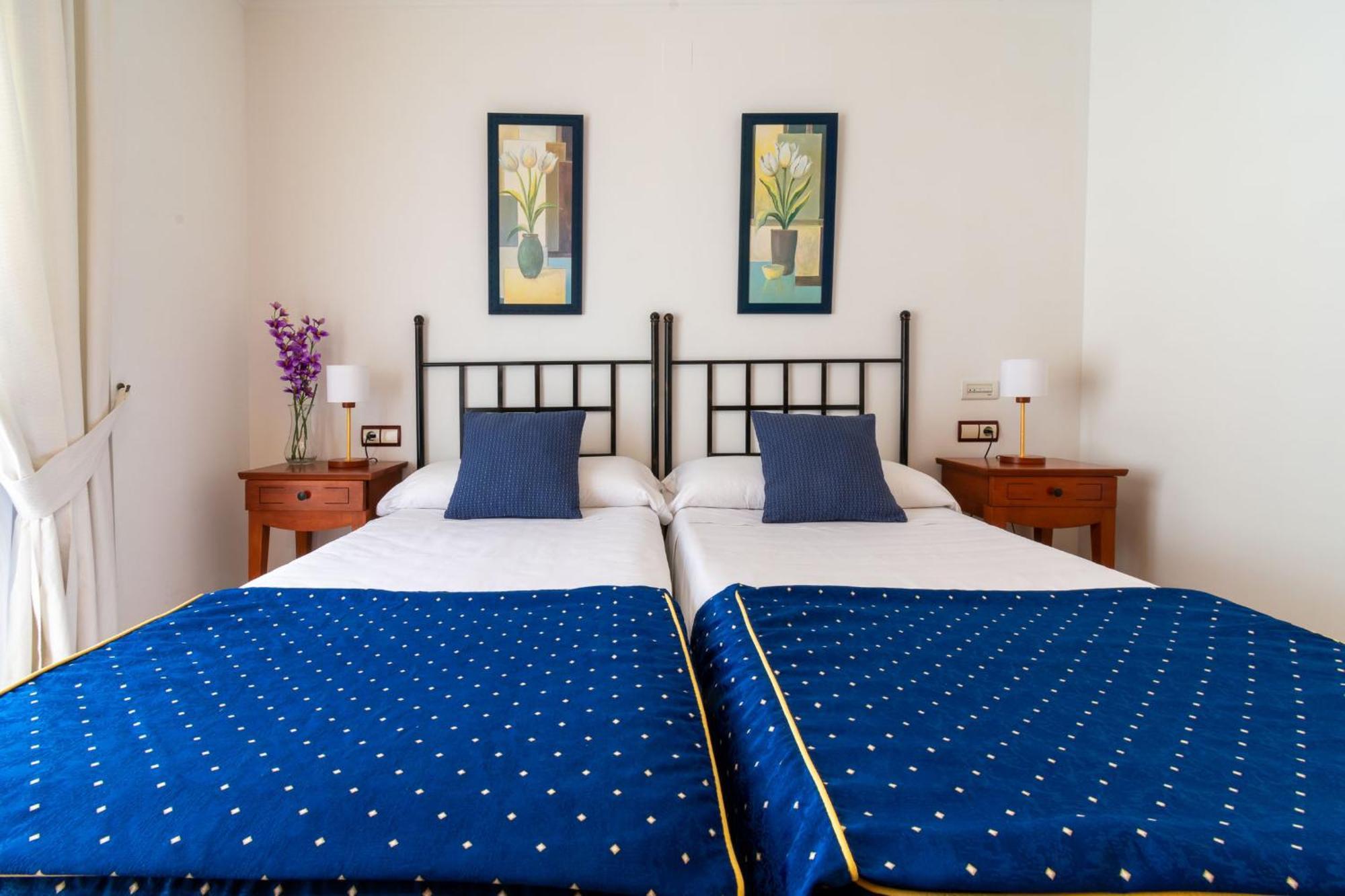 אלביר Apartamentos Albir Confort - Avenida 1 Dorm מראה חיצוני תמונה