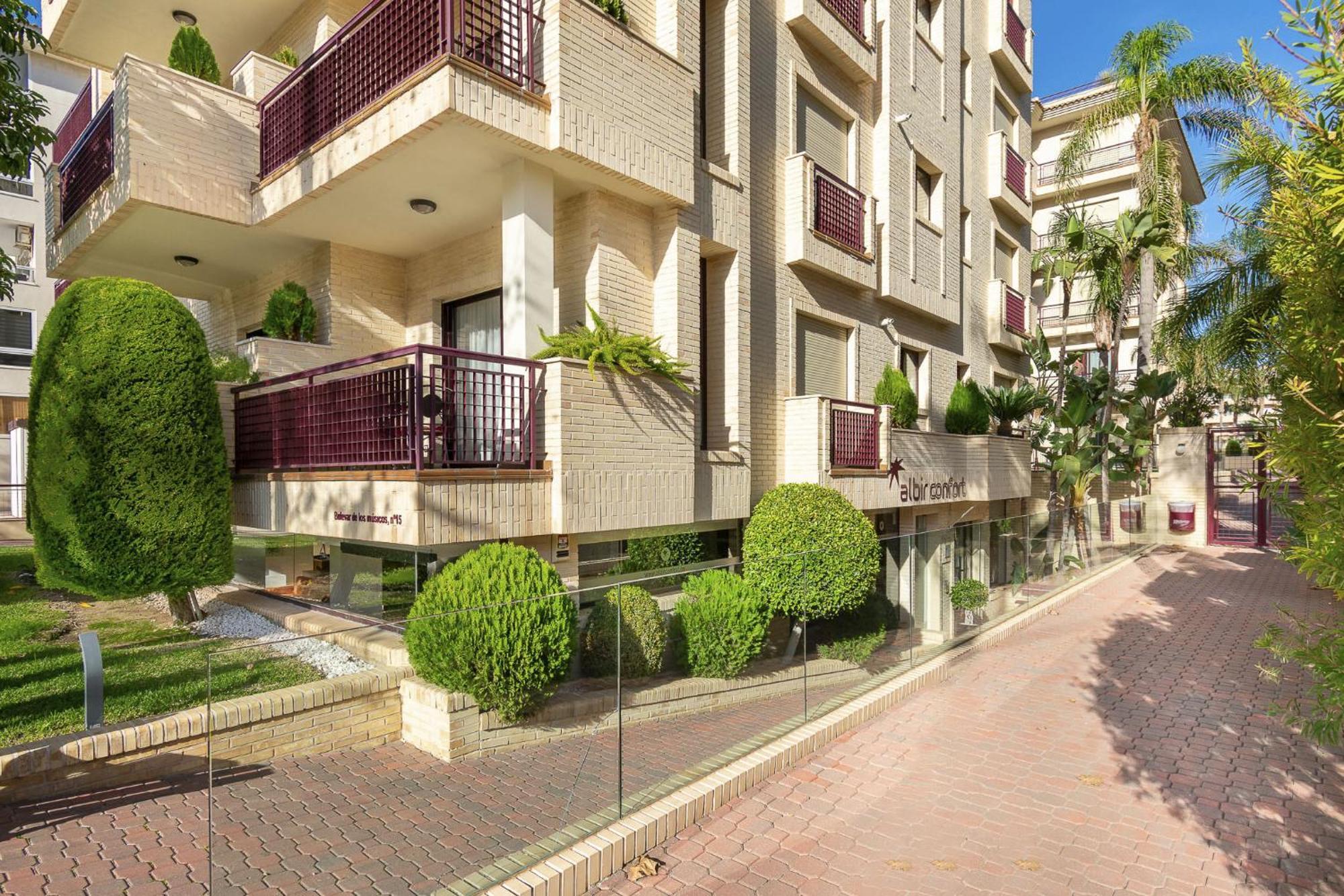 אלביר Apartamentos Albir Confort - Avenida 1 Dorm מראה חיצוני תמונה