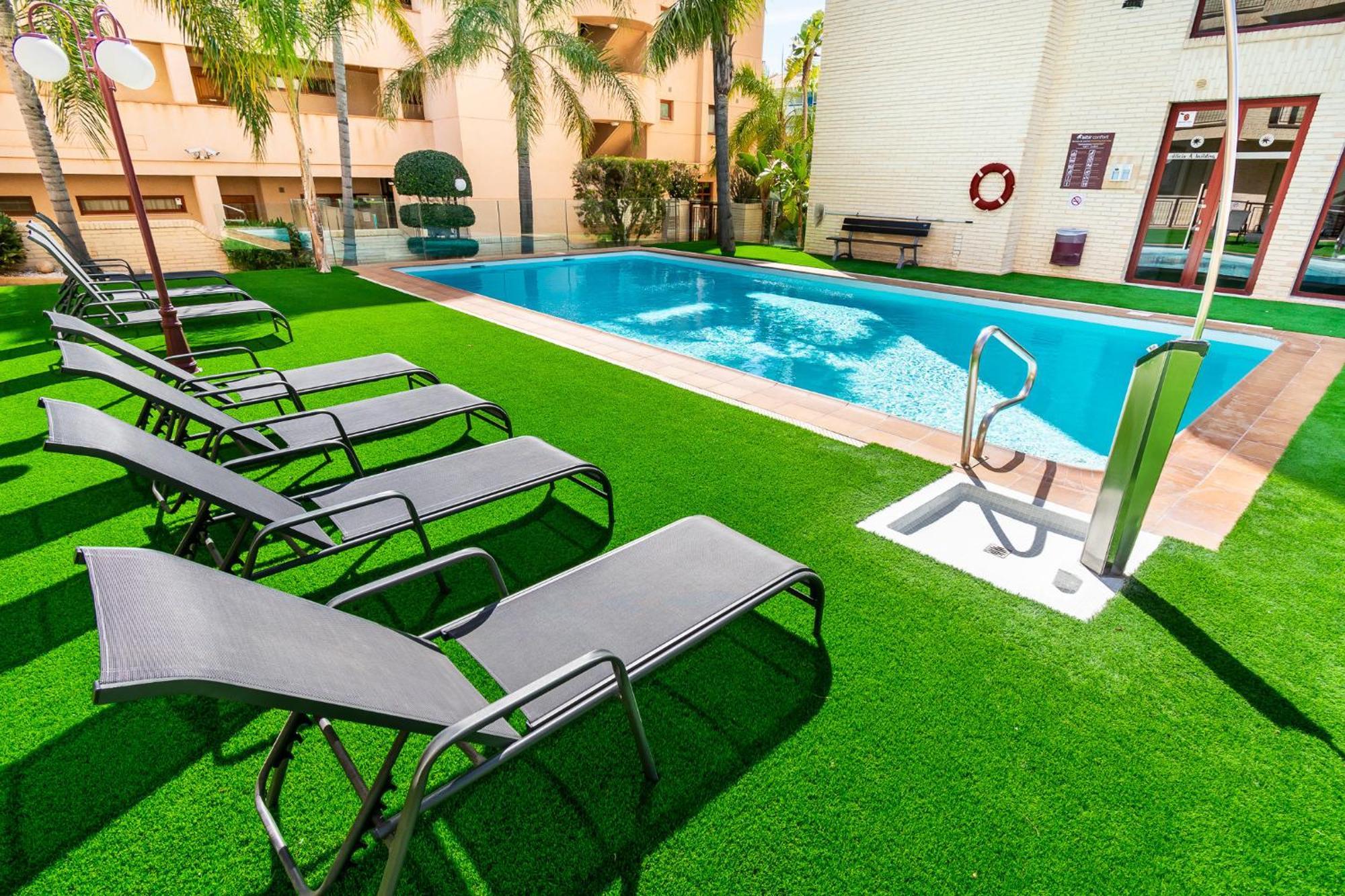 אלביר Apartamentos Albir Confort - Avenida 1 Dorm מראה חיצוני תמונה